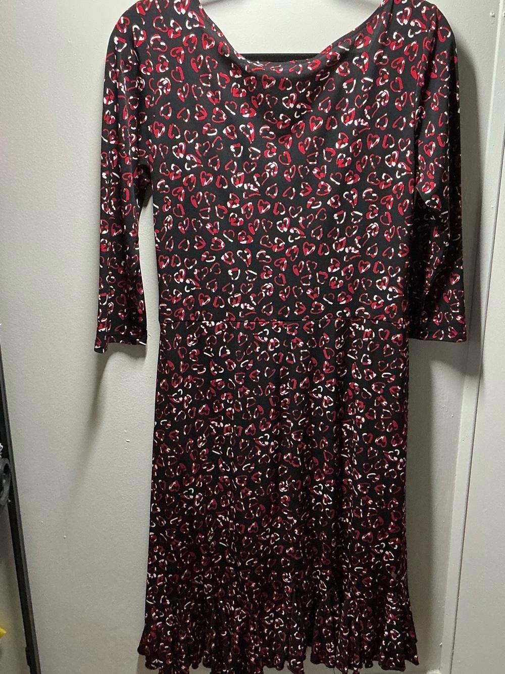 Lily Black & red hearts fit and flare Wrap Dress medium - Picture 3 of 11